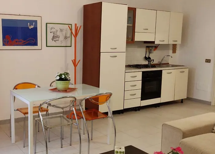 A Due Passi Dal Mare *